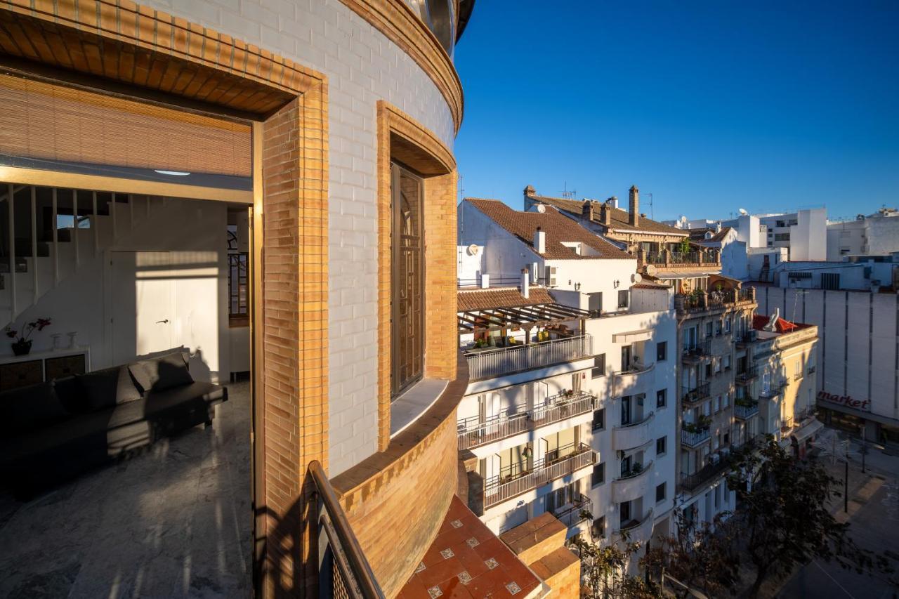 Conjunto De Apartamentos Antiguo Palacio Hotel Paris ウエルバ エクステリア 写真