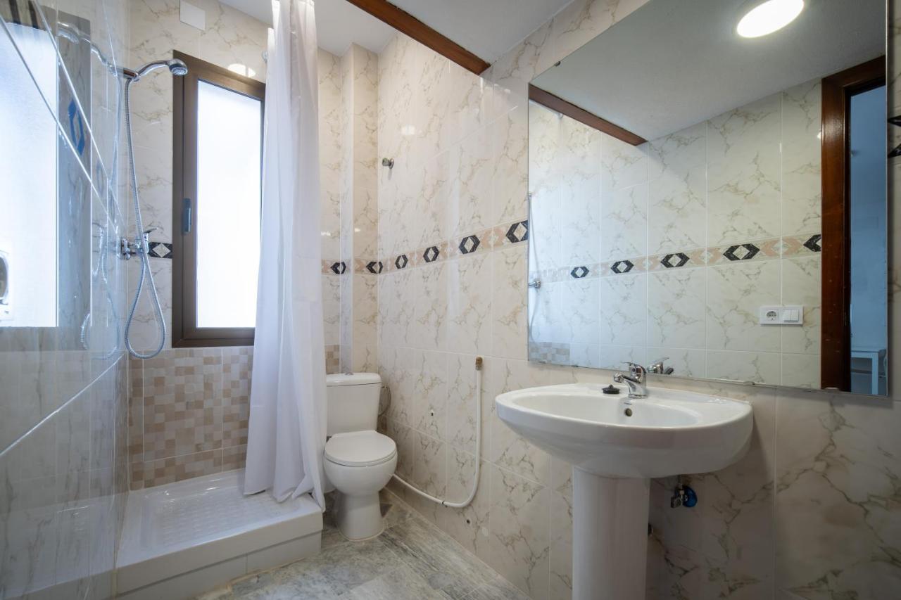 Conjunto De Apartamentos Antiguo Palacio Hotel Paris ウエルバ エクステリア 写真